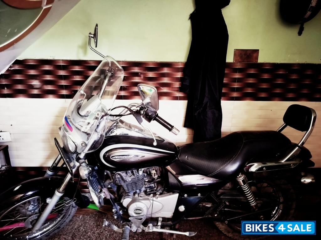 Bajaj Avenger Cruise 220