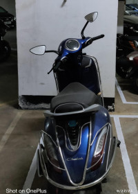 Metallic Blue Bajaj Chetak Premium