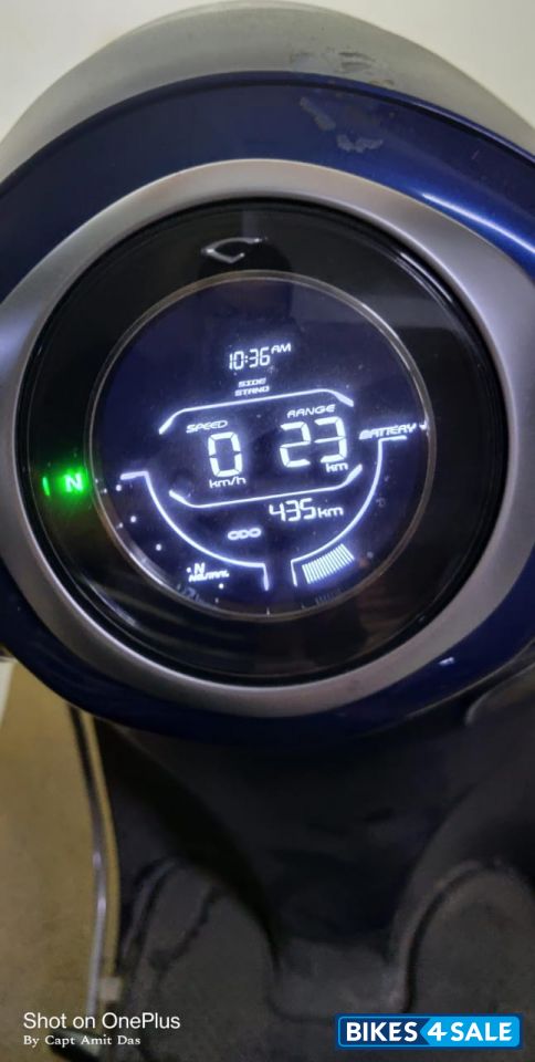 Metallic Blue Bajaj Chetak Premium