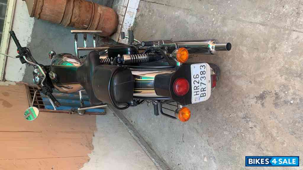 Royal Enfield Classic 500