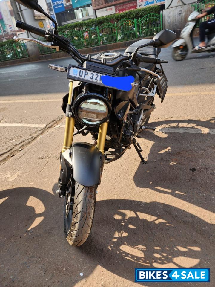 Honda CB300R