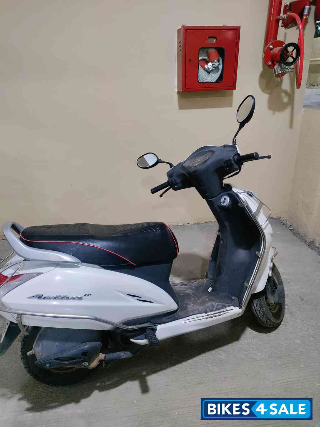 White Honda Activa 3G