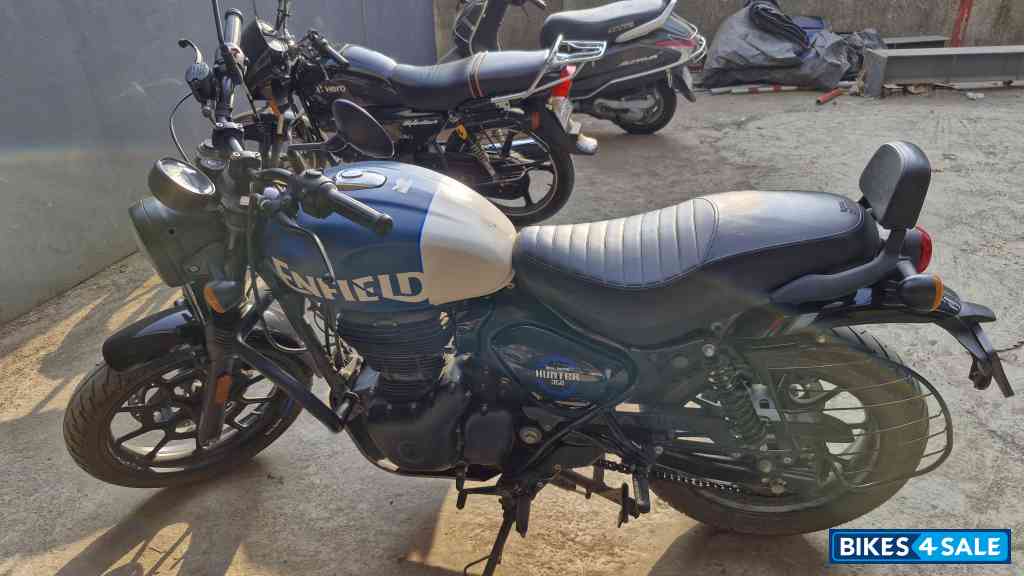 Rebel Blue Royal Enfield Hunter 350 Metro