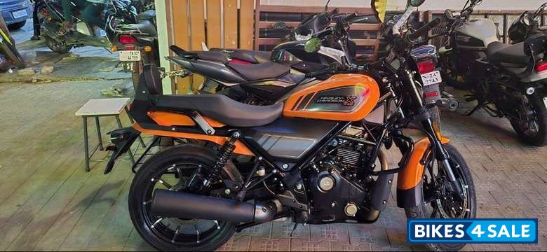 Baja Orange Harley Davidson X440 S