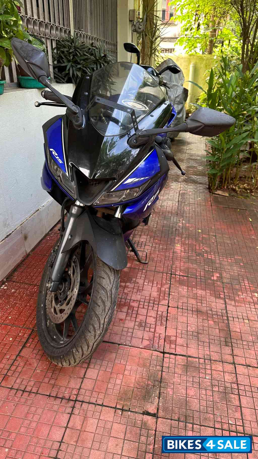Blue Yamaha YZF R15 V3