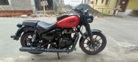 Black And Red Royal Enfield Meteor 350 Fireball