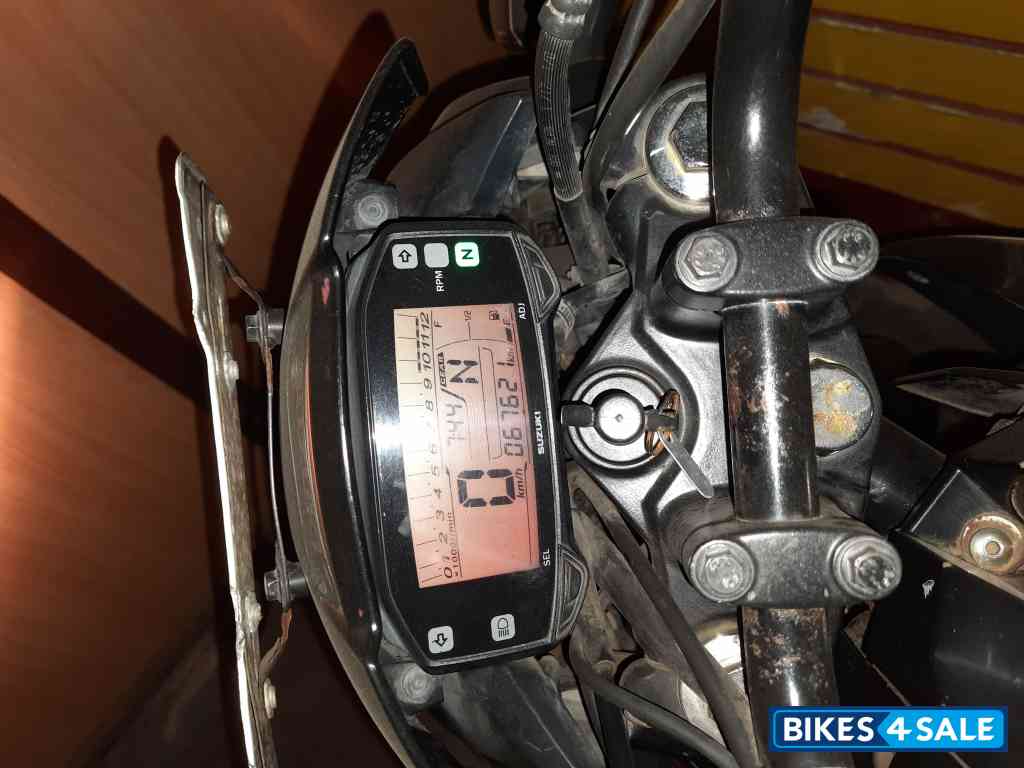 Black Suzuki Gixxer 150