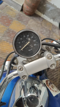 Bajaj Avenger 220 DTS-i