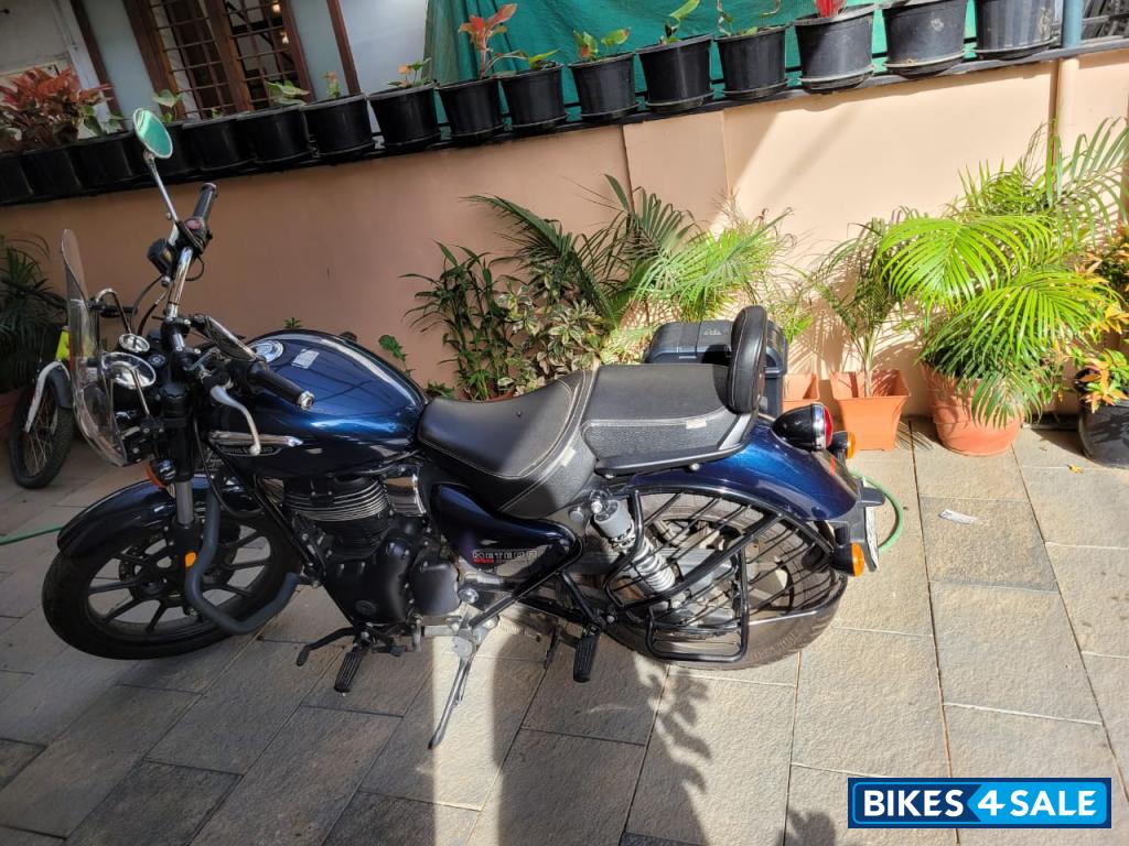 Blue Royal Enfield Meteor 350 Stellar