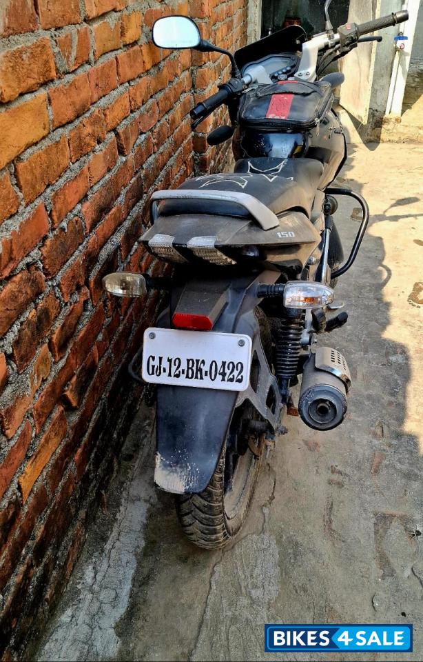 Black Bajaj Pulsar 150 DTSi