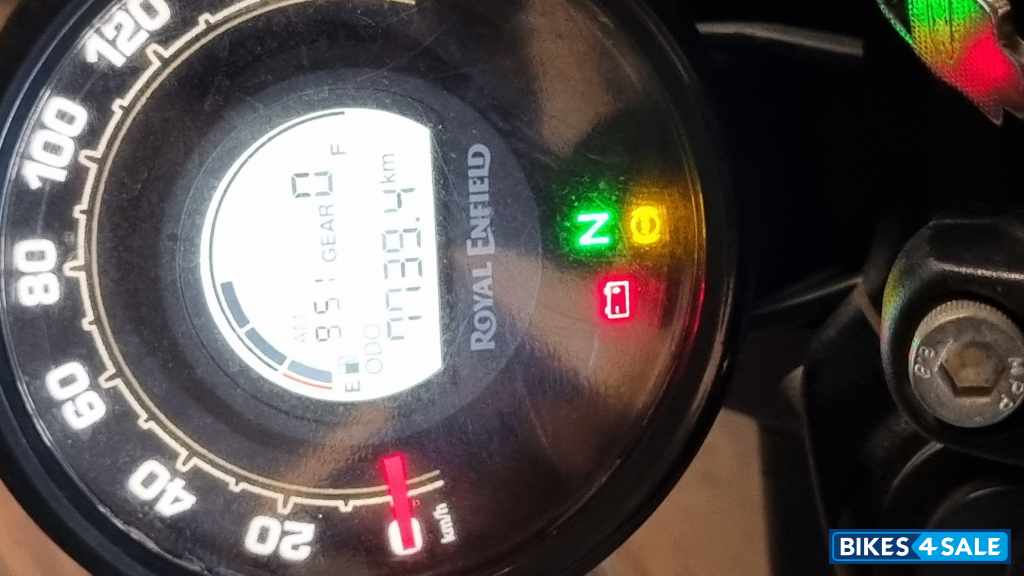 Royal Enfield Hunter 350 Metro