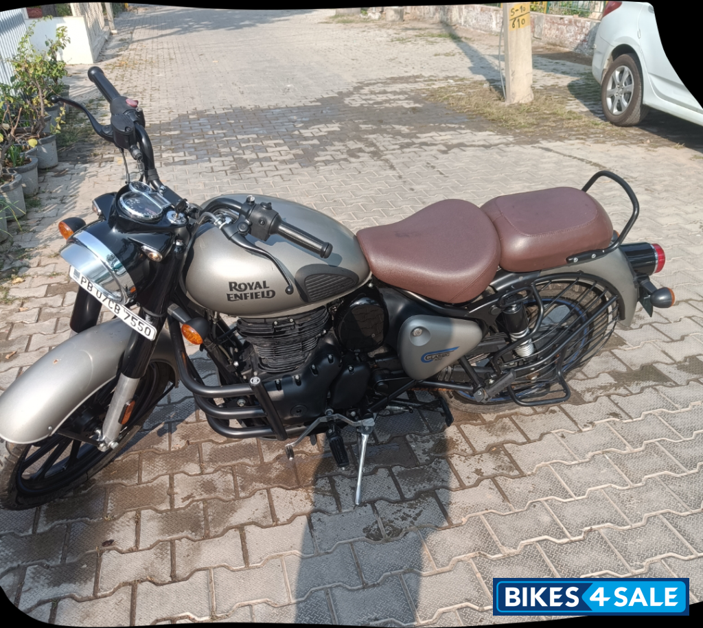Royal Enfield Classic 350 BS VI