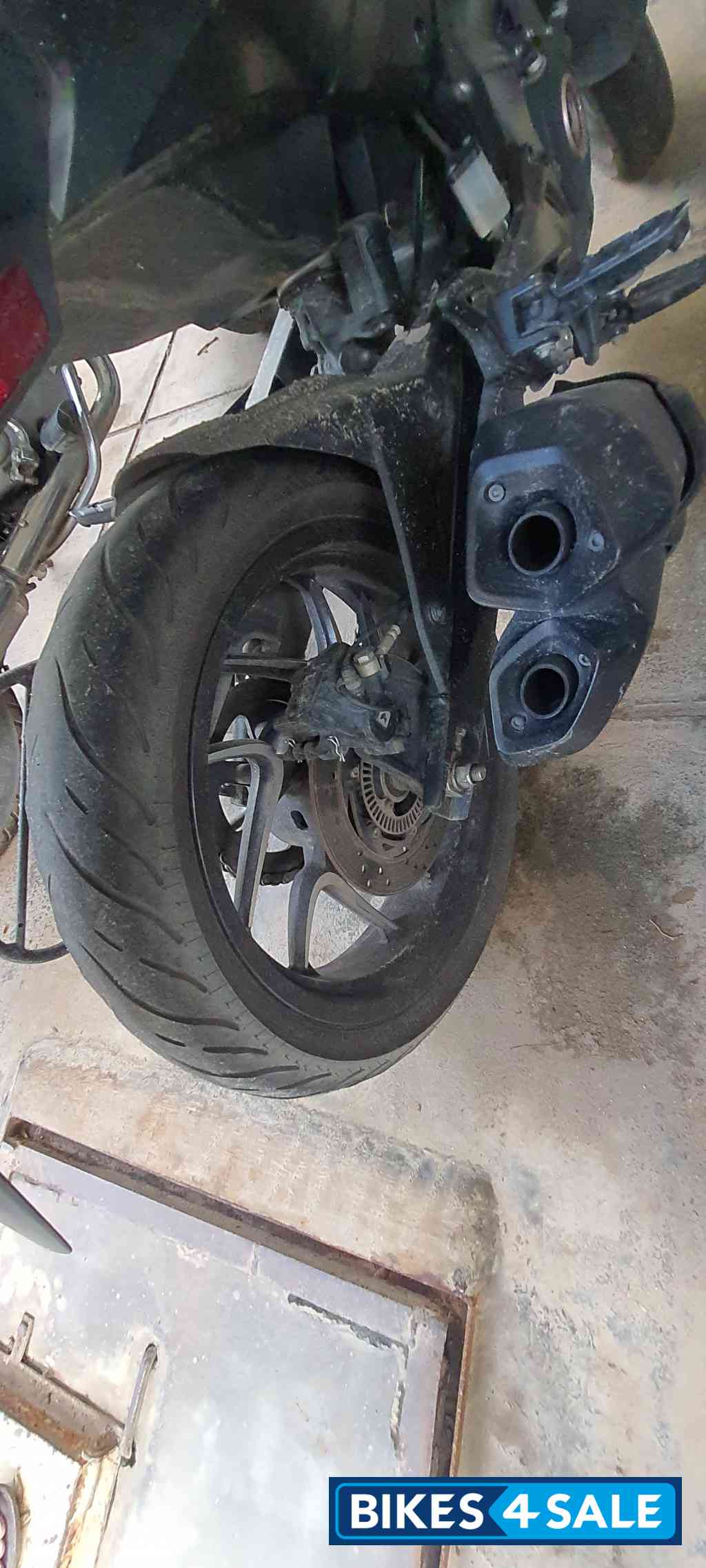 Bajaj Dominar 400 ABS BS6