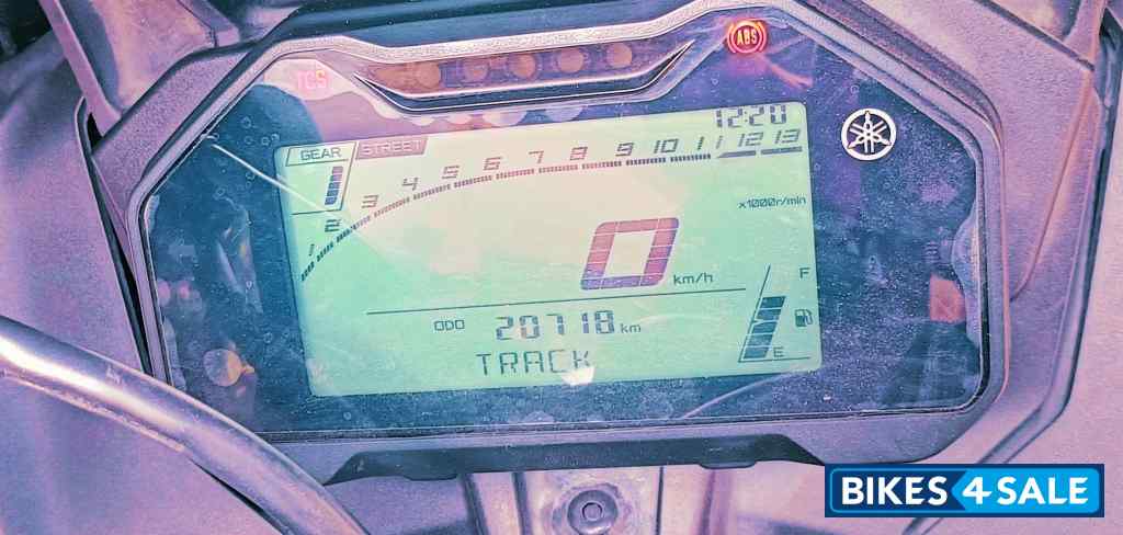 Racing Blue Yamaha R15 V4