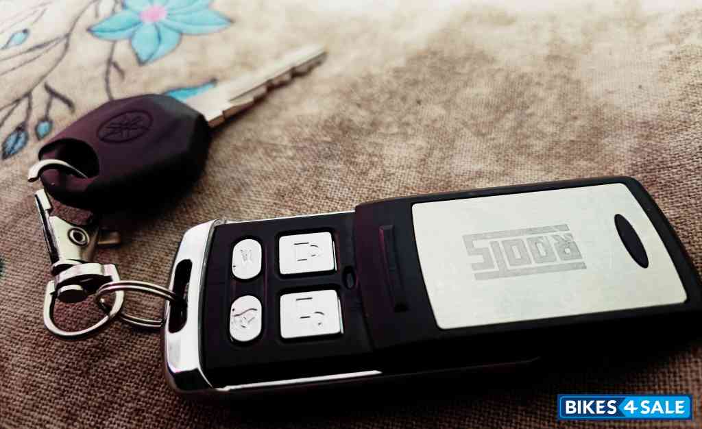 Racing Blue Yamaha R15 V4