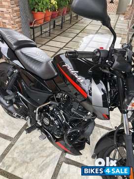 Bajaj Pulsar 125 Split Seat