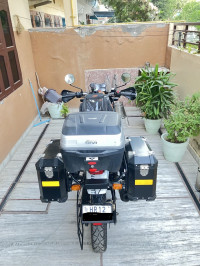 Snow White Royal Enfield Himalayan