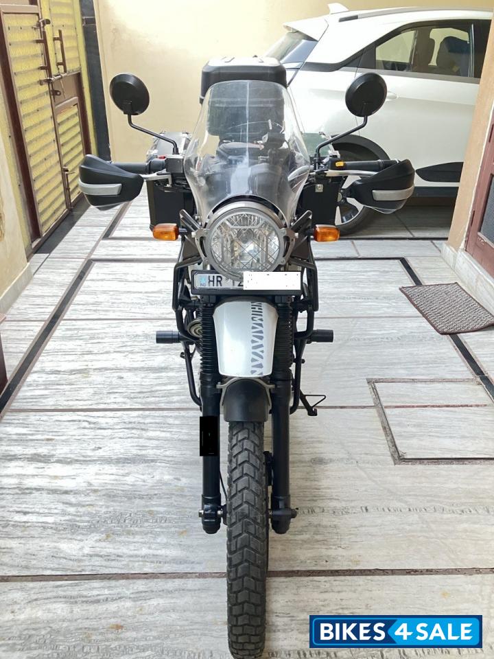 Snow White Royal Enfield Himalayan