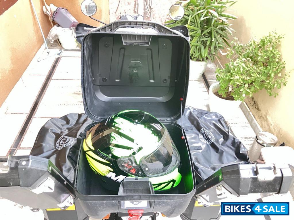 Snow White Royal Enfield Himalayan