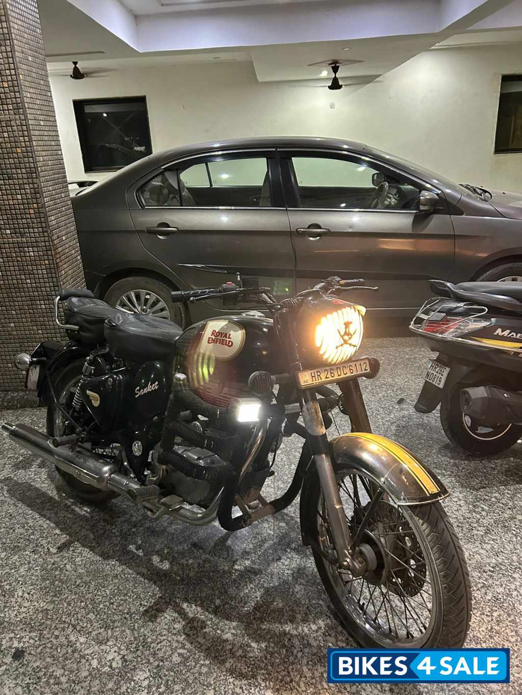 Royal Enfield Classic 350 Royal Enfield Classic 350