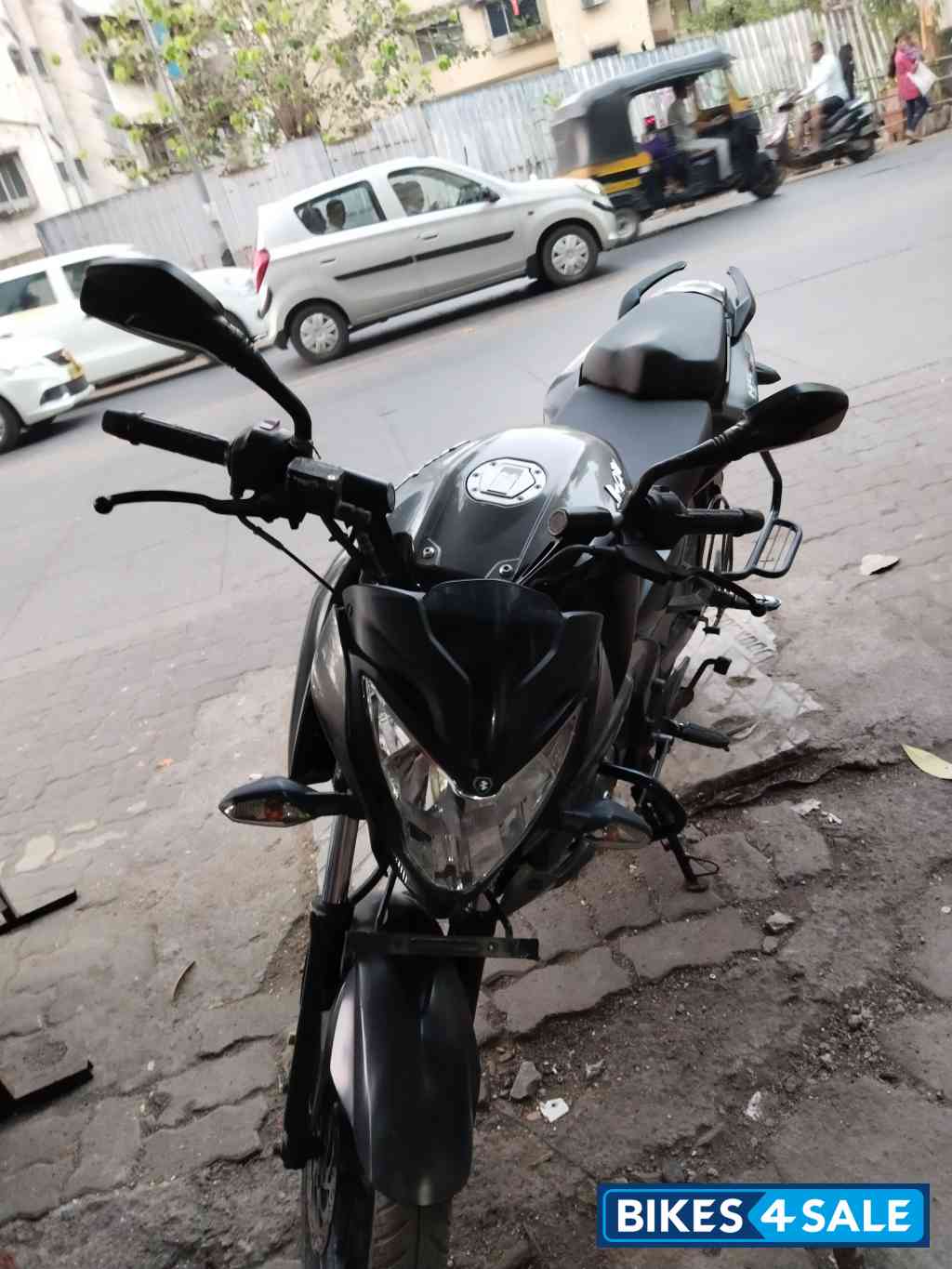 Grey Bajaj Pulsar N160