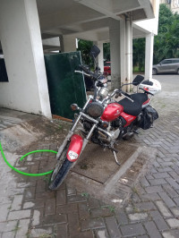 Bajaj Avenger 220 DTS-i