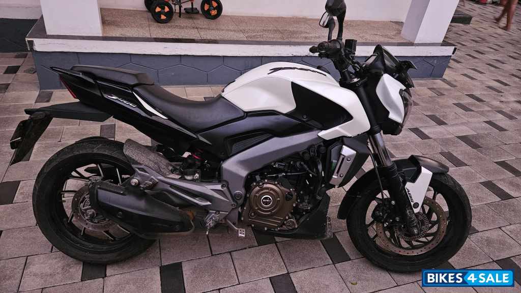 Bajaj Dominar 400