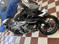Suzuki Gixxer SF