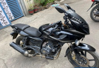 Bajaj Pulsar 220F