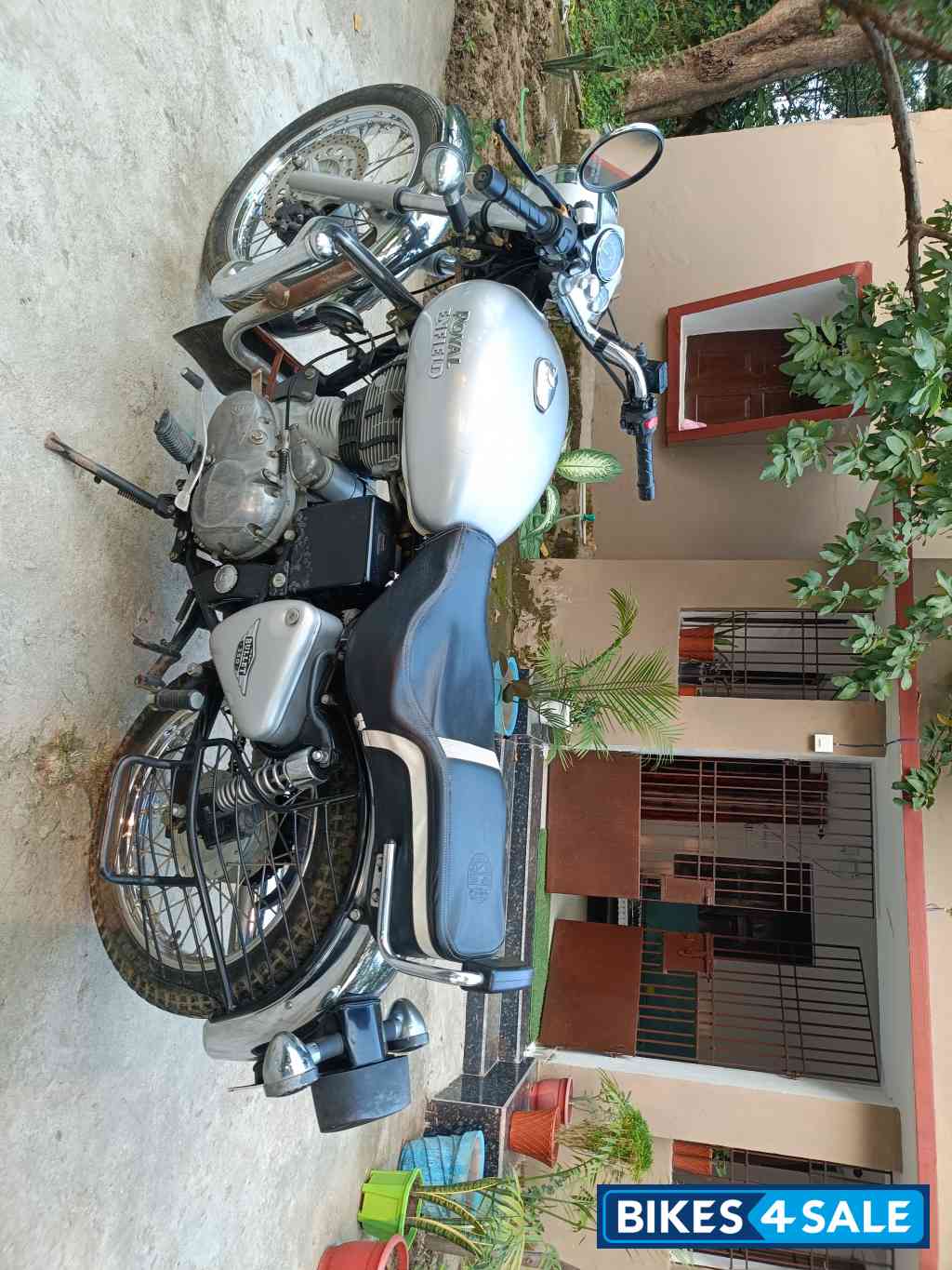 Silver Royal Enfield Bullet 350 ES