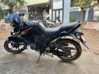 Black Yamaha FZ16