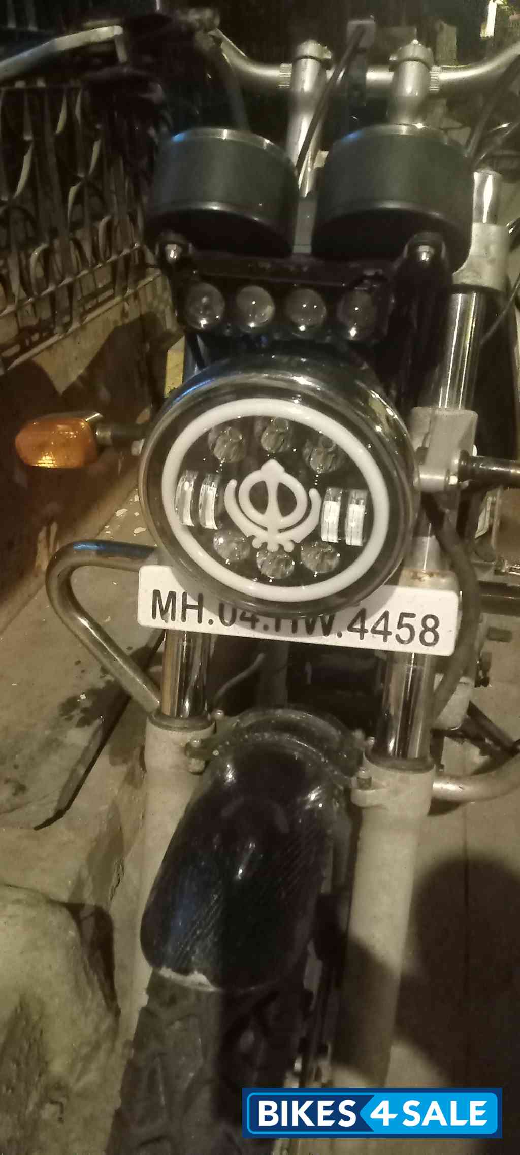 Black Royal Enfield Continental GT 535