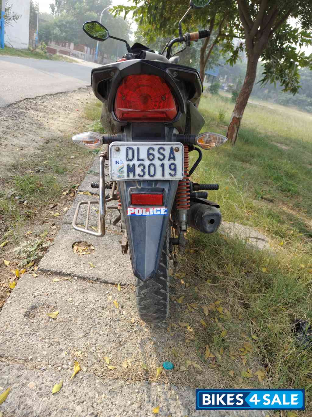 H Grey Metallic Honda CB Twister