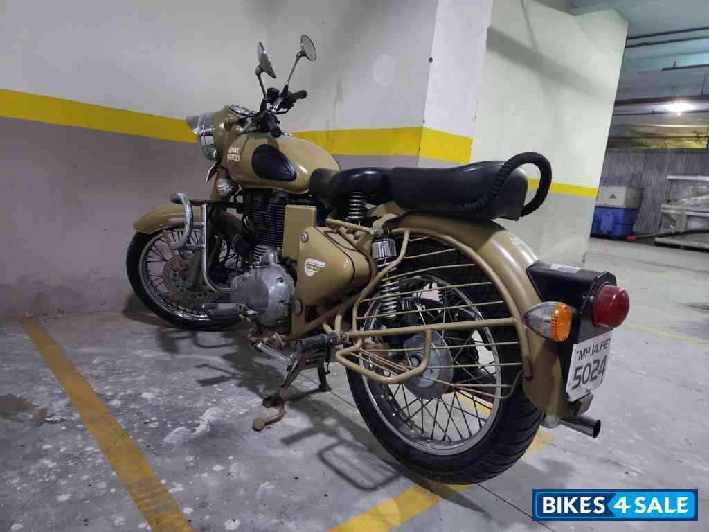 Royal Enfield Classic Desert Storm Royal Enfield Classic Desert Storm