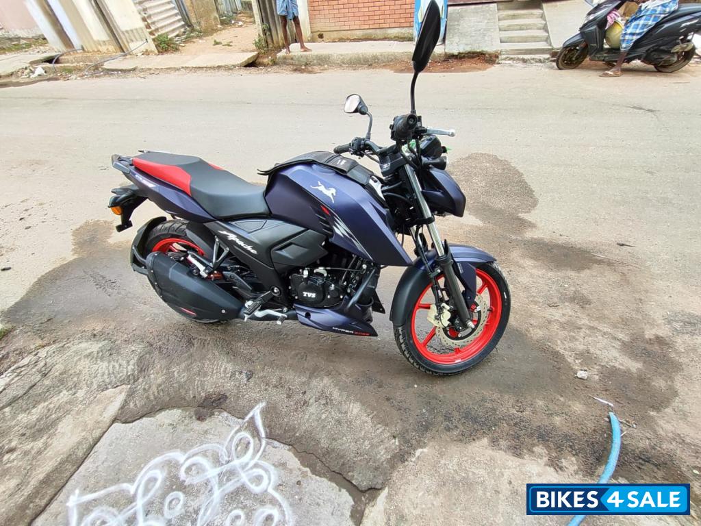 Mattee Blue TVS Apache RTR 160 4V Mattee Blue TVS Apache RTR 160 4V