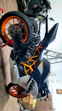 Pu White KTM RC 390
