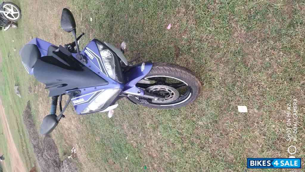 Yamaha YZF R15 V2 Yamaha YZF R15 V2