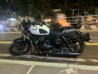 Glacial White Yezdi Roadster Chrome