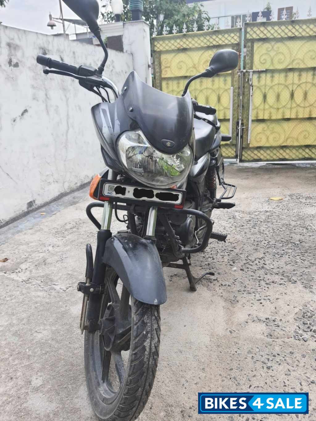 Bajaj Discover DTSi 135