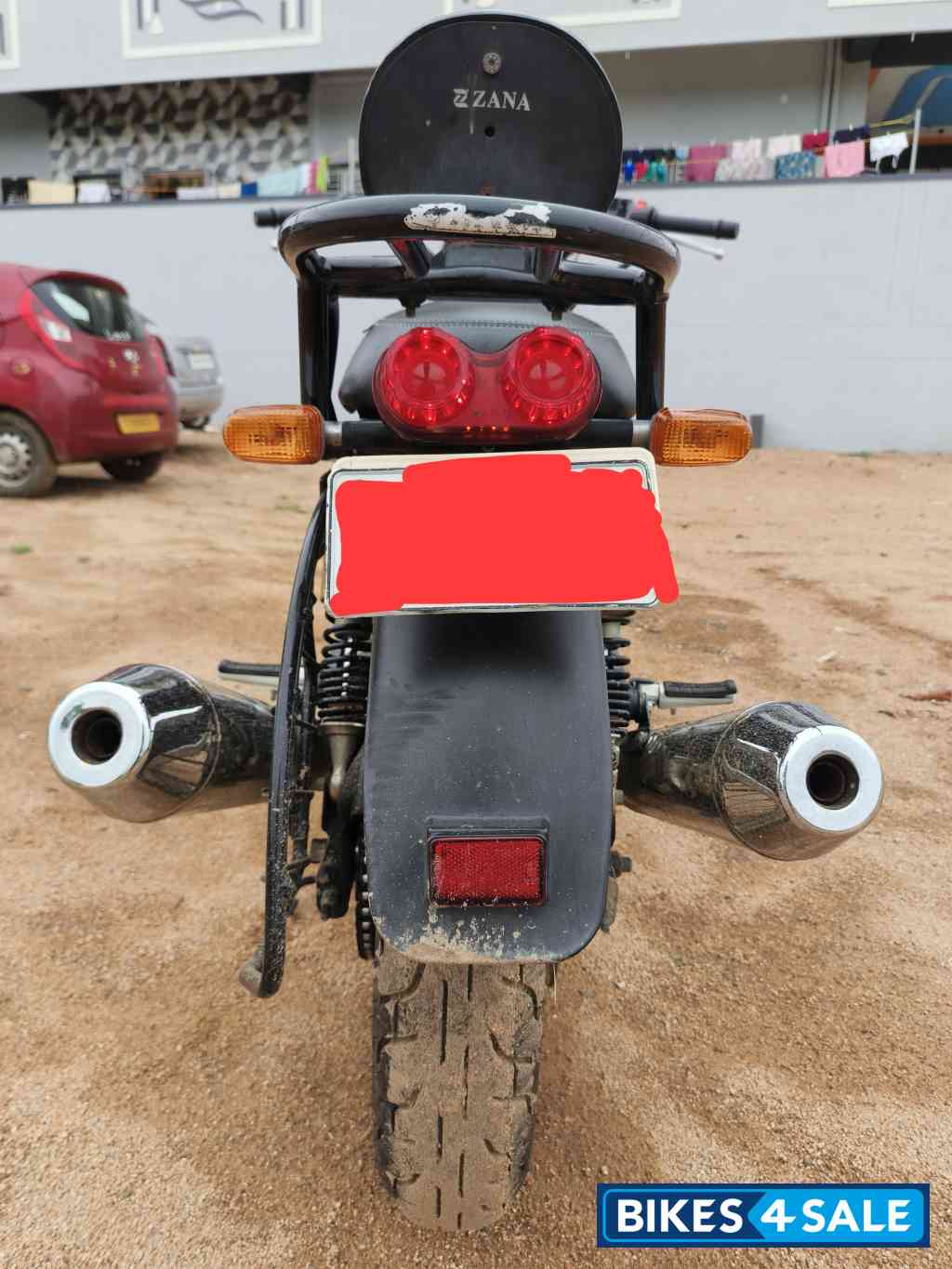 Glitter Dust Royal Enfield Interceptor 650 Twin