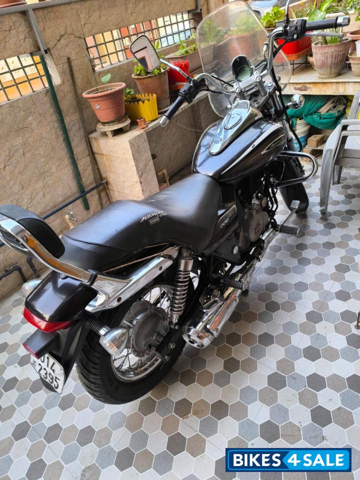 Bajaj Avenger Cruise 220