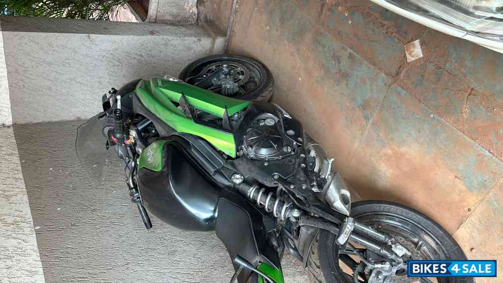 Green Kawasaki Ninja 650R