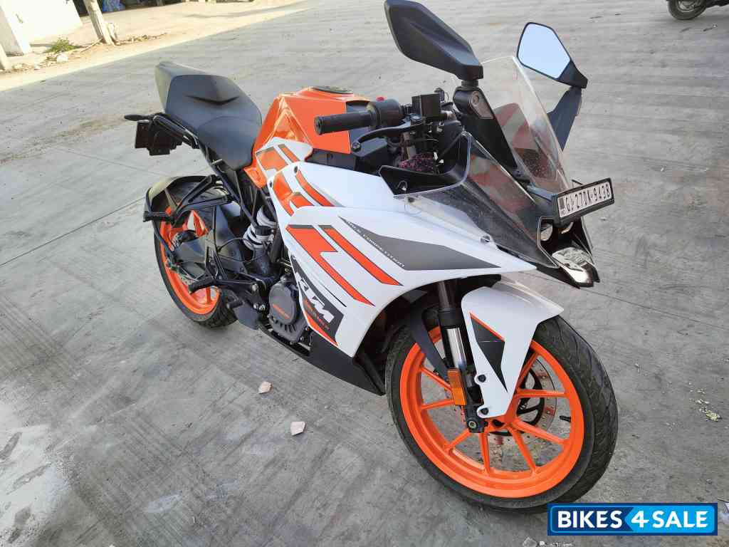 Electronic Orange KTM RC 125 2020