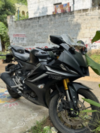 Yamaha R15 V4