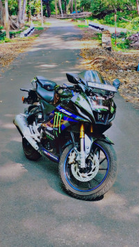 Yamaha R15M Monster Energy MotoGP Edition