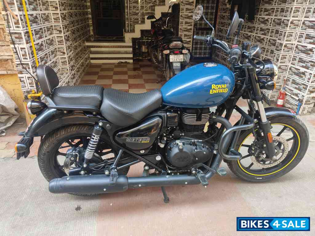 Blue Royal Enfield Meteor 350 Fireball