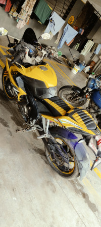 Yellow Bajaj Pulsar RS 200 ABS