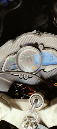 Yellow Bajaj Pulsar RS 200 ABS