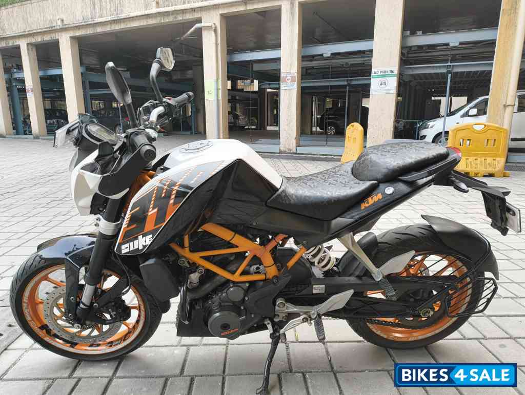 KTM Duke 390