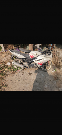 Yamaha YZF R15 2010 Model